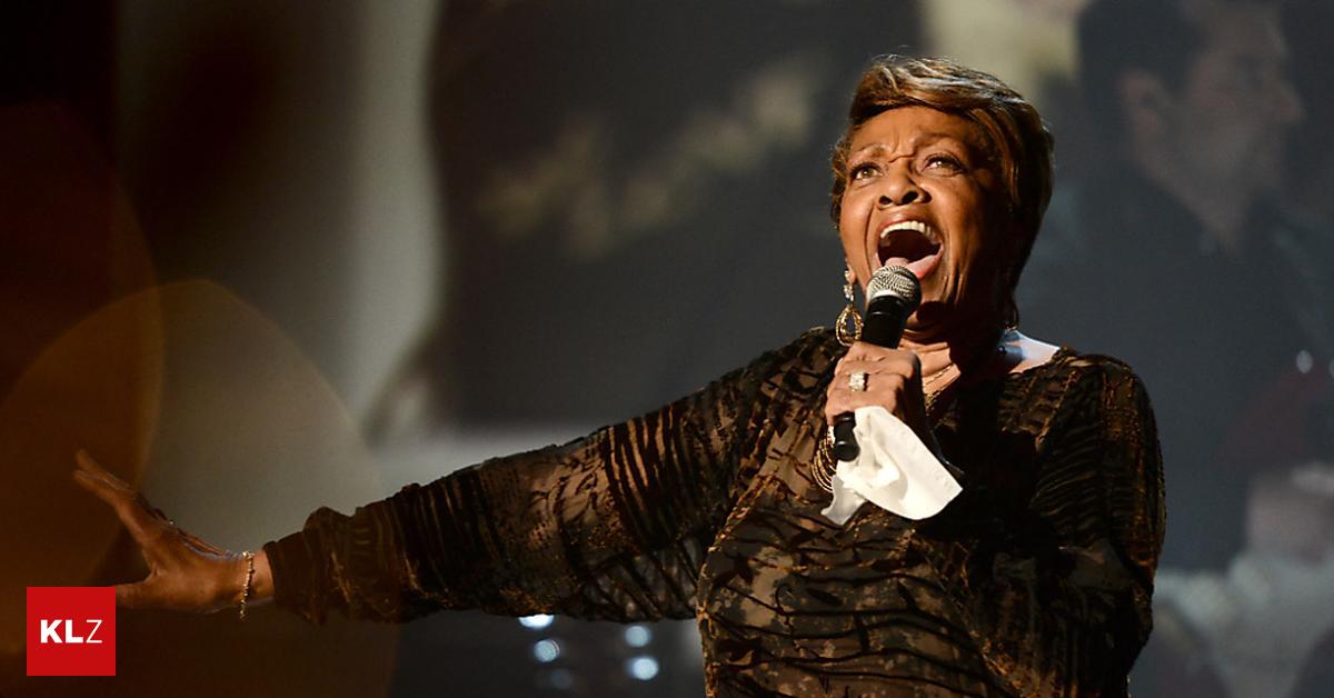 Whitney Houstons Mutter GrammyGewinnerin und Gospelsängerin Cissy